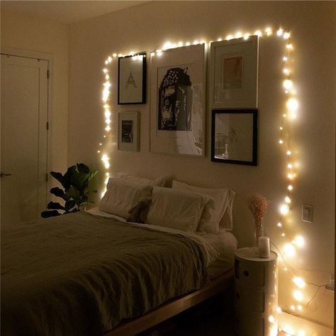 Cozy Fairy Lights, Twinkle Lights Bedroom, Mid Century Modern Side Table, Design Ložnic, Chambre Inspo, Wedding Bedroom, String Lights In The Bedroom, Deco Led, Fairy Lights Bedroom