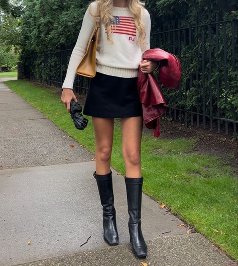 Knee High Boots Leather, Knitwear Fall, It Girl Outfit, Clean Girl Outfit, Fall Streetwear, Sixth Form, Autumn Fits, Casual Style Outfits, Lookbook Outfits