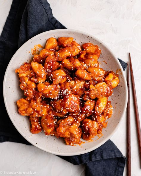 Sweet and Sour Chicken {30 Minutes} | Shuangy's Kitchensink Sweet And Sour Chicken, Sweet Sour Chicken, Sweet N Sour Chicken, Sweet And Sour Sauce, Sesame Chicken, Sweet And Sour, Crispy Chicken, Rice Vinegar, Asian Food