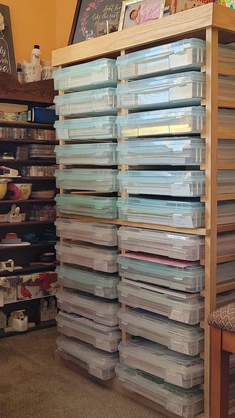 Craft Show Inventory Storage, Scrapbooking Room Ideas, Organizing Scrapbook Supplies, Scrapbook Organization Storage, Storing Paperwork, Scrapbook Room Organization, Craft Room Organization Diy, Hobby Storage, Quilt Room