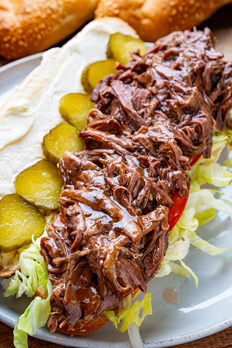 Cajun Roast Beef Po Boy Cajun Roast Beef Poboy, Pot Roast Sandwich Leftover, Recipes With Roast Beef, Cajun Roast Beef, Bar Food Ideas Restaurant, Roast Beef Poboy, Po Boy Sandwich Recipe, Cajun Roast, Juicy Roast Beef