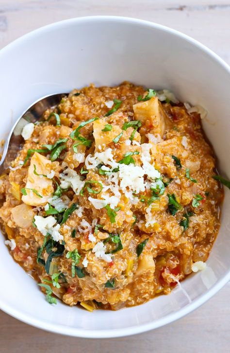 Creamy Quinoa Risotto Recipe — Eatwell101 Quinoa Seasoning, Creamy Quinoa, Quinoa Risotto, Corn Free Recipes, Savory Quinoa, Creamy Risotto, Quinoa Recipes Healthy, Vegan Quinoa, Risotto Recipe