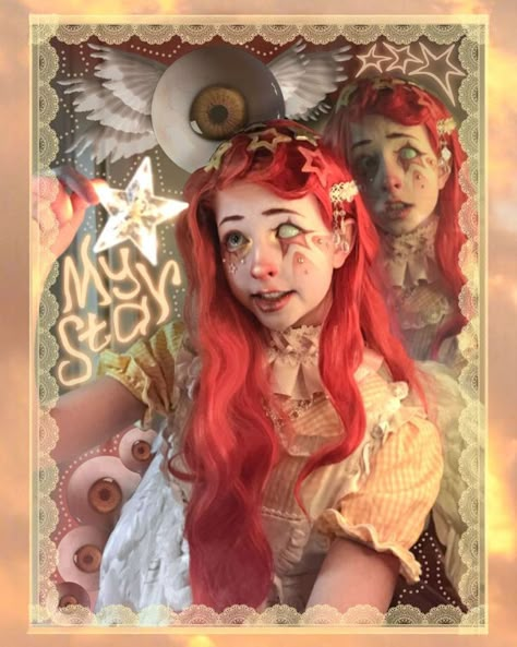 Endomarfa - Cosplay Halloween Oc, Ideas For Your Sketchbook, Star Oc, Sketchbook Aesthetic, Sketchbook Cover, People Videos, Dreamcore Weirdcore, Clown Makeup, Vintage Cottagecore