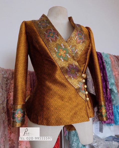 Mizo Sunday Dress Design, Batik Formal, Mizo Sunday Dress, Sunday Dress Design, Mode Batik, Model Batik, Batik Clothing, Long Blouse Designs, Modern Batik