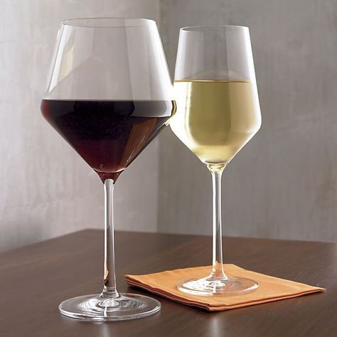 Wine Preserver, Expensive Wine, Schott Zwiesel, Cheap Wine, 10 Dollars, White Wine Glasses, Personalized Wine Glass, Red Wine Glasses, Pinot Grigio