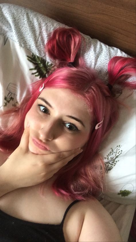 missing this hair colour so much rn🥹 my 2020 hair / Bleach London using the big pink & odd fuchsia #pinkhair #pinkhairinspo Hair Bleach, Bleach London, Bleached Hair, Autumn Style, Hair Colour, Pink Hair, Hair Inspo, Style Me, Bleach