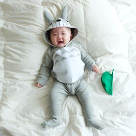 totoro - Only from Primary - Solid color kids clothes - No logos, slogans, or sequins - All under $25 Baseball Player Costume, Totoro Costume, Halloween Costume Ideas For Kids, Costume Ideas For Kids, Sew Halloween Costume, Dream Costume, Diy Monsters, Monster Costumes, Diy Halloween Costume