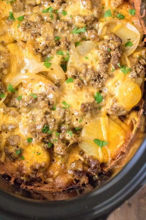 Beef Potato Au Gratin, Beef And Potato Au Gratin, Potato Au Gratin, Au Gratin Potatoes, Gratin Potatoes, Au Gratin Recipes, Ground Beef And Potatoes, Potatoes Au Gratin, Beef And Potatoes