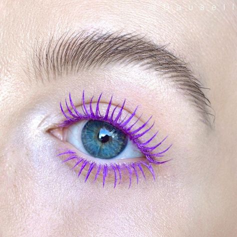 Purple Mascara, Colored Mascara, Maquillage On Fleek, Vegan Mascara, Redhead Makeup, Volumizing Mascara, Smink Inspiration, Volume Mascara, Blue Eye