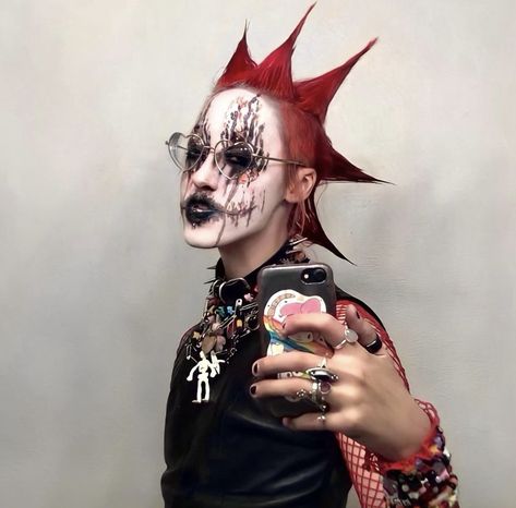 #facepaint #corpsepaint #blackmetal #punk #diy #punkfashion #goth #gothmakeup #clown #clownmakeup #clownaesthetic #piercing #stretchedseptum #piercings #metalhead #diypunk #libertyspikes #spikedhair #clowncore Punk Pfp Aesthetic, Punk Clown, Liberty Spikes, Stretched Septum, Punk Diy, Avada Kedavra, Face Piercings, Spiked Hair, Goth Makeup