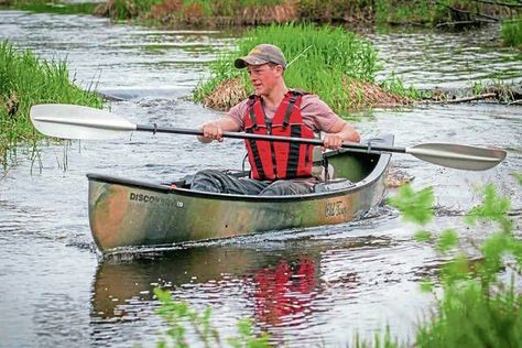 Canoe Ideas, Sailing Kayak, Old Town Canoe, Canoe Fishing, Ultralight Camping, Canoe Camping, Canoe Paddle, Kayak Paddle, Canoe Trip