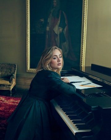 Adele Music, Adele Photos, Annie Leibovitz, Greenwich Village, Heathrow, Album Songs, Scene Photo, Spice Girls, Jennifer Lawrence