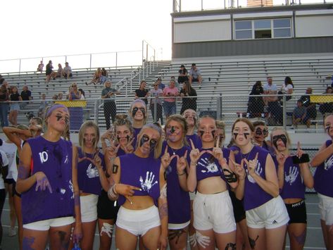 Purple Out Football Game Outfits, Cami Theme Football Game, Purple Spirit Day Outfits, Purple Football Game Outfits, Game Day Themes High School, Game Day Themes, Purple Out Football Game, Football Game Student Section, Usa Pep Rally