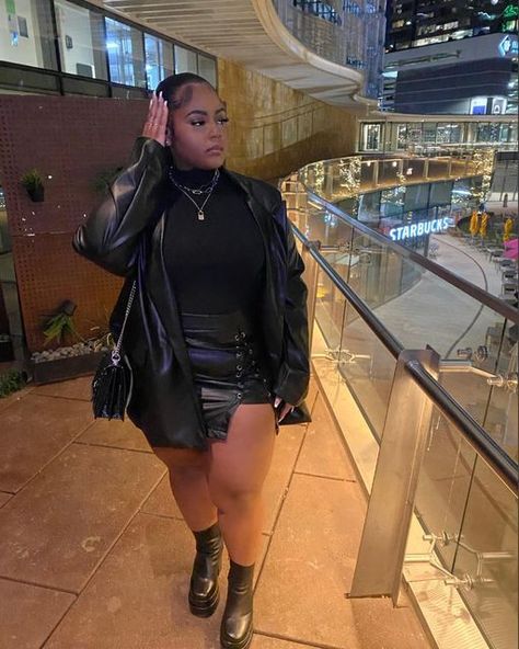 Birthday Baddie Outfits, Black Women Date Night Outfits, 30th Birthday Outfit Ideas, Plus Size Birthday Outfit Ideas, All Black Formal Outfits, 30th Birthday Outfit Ideas For Women, Plus Size Birthday Outfit, Birthday Outfit Plus Size, Plus Size Night Out Outfit