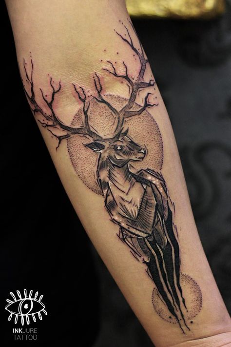 Deer#firsttattoo Elk Tattoo, Random Tattoos, Stag Tattoo, Sketchy Tattoo, Shop Tattoo, Animals Tattoo, Kentish Town, Wing Tattoo Designs, Tattoo Magazine