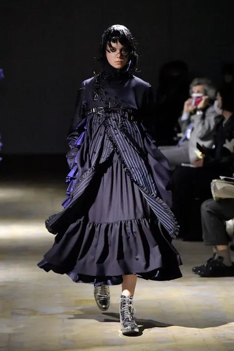 Noir Kei Ninomiya, Kei Ninomiya, Vogue Russia, Japanese Street Fashion, Vogue Fashion, Bridal Couture, Comme Des Garcons, Evening Wear, Runway Fashion