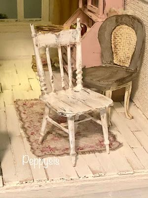 Miniature Farmhouse, Farmhouse Chair, Playroom Flooring, Dollhouse Decorating, Mini Building, Dollhouse Chair, Mini Chair, Dollhouse Tutorials, Farmhouse Chairs