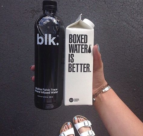 Has anyone tried blk water cause I want to buy it but I'm scared it gonna be gross. Help Minimalistic Packaging, Blk Water, Boxed Water, Boxed Water Is Better, Pale Grunge, Tumblr Quality, Alexis Ren, Box Water, Infused Water