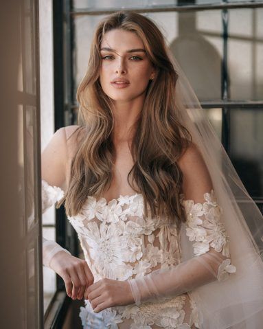 Berta 2023, Eden Polani, Off Shoulder Lace Wedding Dress, Lace Wedding Dress Mermaid, Red Hair Trends, Wedding Dress Mermaid, Bridal Gowns Mermaid, Gorgeous Wedding Dress, Wedding Dress Trends