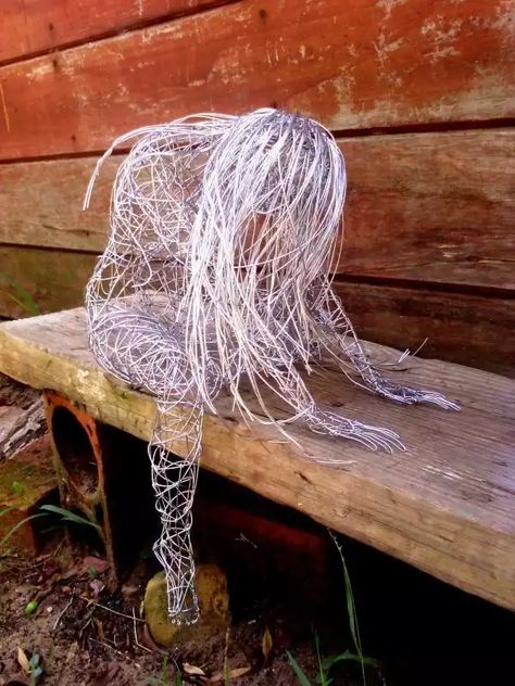 Sztuka Science Fiction, Tre Kunst, I Am Strong, Wow Art, Wire Sculpture, Pics Art, Wire Art, Art Sculpture, Art Plastique