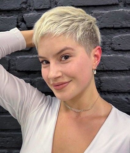 Pixie Shaved Sides, Shaved Sides Pixie, Side Undercut, Shaved Pixie Cut, Super Short Pixie, Shaved Pixie, Short Blonde Pixie, Short Pixie Cuts, Short Undercut