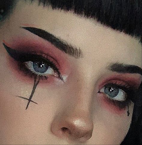 Goth Makeup Aesthetic, Dark Angel Makeup, Egirl Makeup, Under Eye Makeup, Angel Makeup, Punk Makeup, Makeup Drawing, Makeup Hacks Beauty Secrets, Alt Makeup