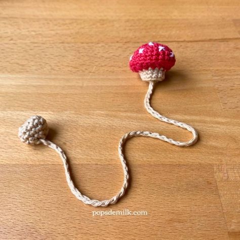 Crochet Mushroom Bookmark Mushroom Bookmark Crochet Pattern, Crochet Bookmark Ideas, Crochet Book Marks Free Pattern, Crochet Mushroom Bookmark, Crochet Bookmarkers, Book Mark Crochet, Nerdy Crochet Patterns, Crochet Book Marks, Mushroom Bookmark