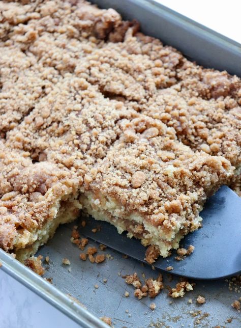 Cinnamon Streusel Coffee Cake – Six Vegan Sisters Cake Using Buttermilk, Buttermilk Coffee Cake, Cinnamon Streusel Coffee Cake, Crumb Coffee Cakes, Streusel Coffee Cake, Tiramisu Dessert, Buttermilk Recipes, Torte Cupcake, Coffee Cake Recipes