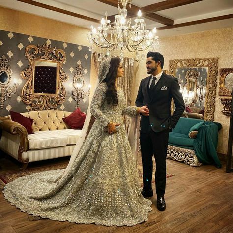 Walima Dresses Pakistani Bride And Groom, Walima Poses, Couple Dress Matching Pakistani, Walima Dresses Pakistani Brides, Pakistani Bride And Groom, Walima Brides, Walima Bride, Asian Wedding Dress Pakistani, Nikah Outfit