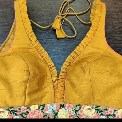 Pin by Ponchoma on Blouse design in 2022 | Trendy blouse designs, Fancy blouse designs, Stylish blouse design Bed Sheets Aesthetic, Latest Designer Blouses, Aesthetic Bed Sheets, Sheets Aesthetic, Bedding Aesthetic, Aesthetic Bedding, Bed Aesthetic, Sleeveless Blouse Designs, Home Decor Apartment