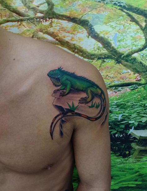 Iguana Tattoo, Incredible Tattoos, Animal Tattoos, Henna, Tattoo Ideas, Tattoo Designs, The Incredibles, Tattoos, Floral