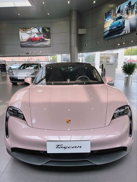 Pink Ferrari, Tank Tops Summer, Girly Car, Satin Corset, Pink Car, Fancy Cars, Classy Cars, Pretty Cars, Modieuze Outfits