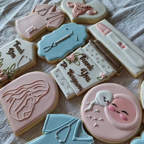 Thank you nurse doctor cookies Doctor Cookies, Thank You Cookies, Thank You Nurses, Custom Birthday Cakes, Cookies Pastry, Nurse Doctor, Cookie Art, Custom Cakes, Themed Cakes