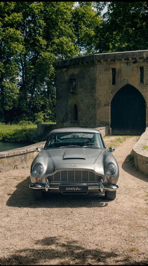 Vintage Aston Martin Aesthetic, Db5 Wallpaper, Aston Martin Db5 Wallpapers, Aston Martin Aesthetic, Moto Wallpaper, Classic Aston Martin, Austin Martin, Aston Martin Db7, Moto Wallpapers