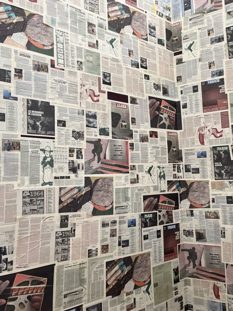 Wall Magazine Ideas School, Wall Newspaper, Newspaper Wallpaper, Nautical Bar, Boy Room Paint, Newspaper Collage, Newspaper Wall, Magazine Wall, Iphone Life Hacks