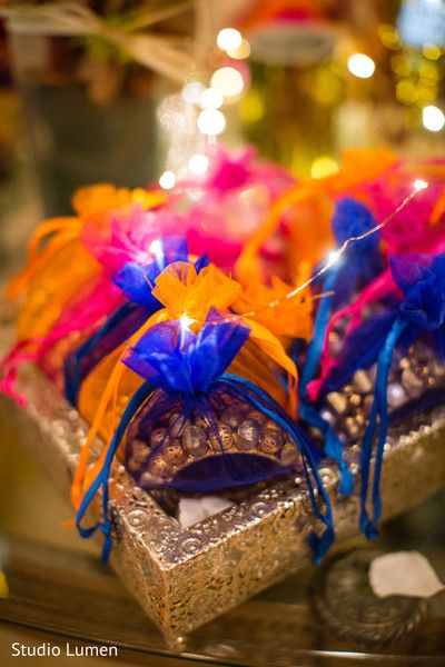 Sangeet favors photography Sangeet Favors Indian, Mehndi Party Favors, Mehendi Favors Ideas, Mehendi Gifts For Guests, Mendhi Favors, Sangeet Favors, Indian Wedding Giveaways, Sangeet Ideas, Mehndi Decorations