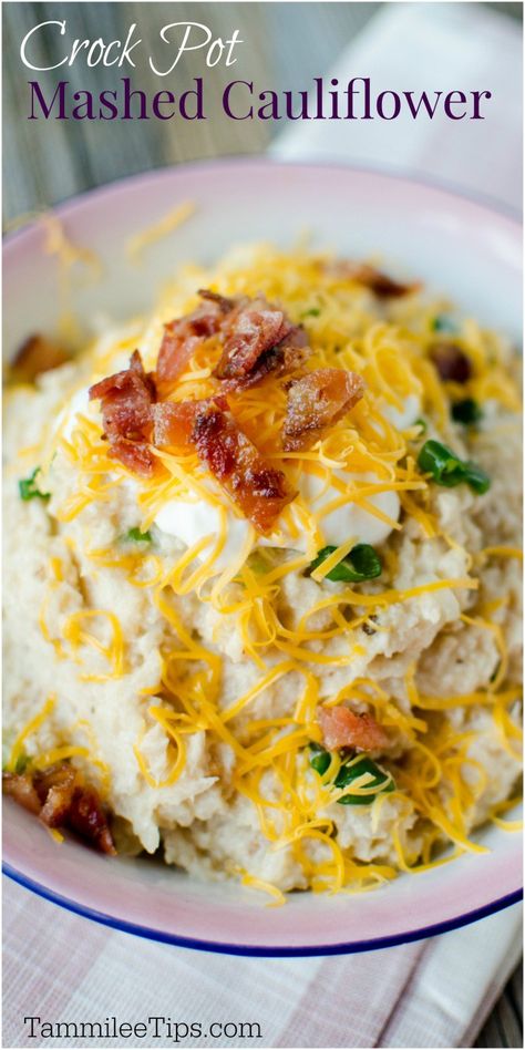 Crockpot Cauliflower, Cheesy Mashed Cauliflower, Mashed Cauliflower Recipe, Cleaner Eating, Keto Crockpot Recipes, Cauliflower Recipe, Yummy Meals, Keto Side Dishes, Mashed Cauliflower