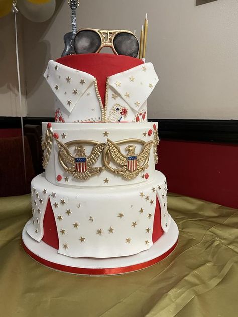 ELVIS PRESLEY ALOHA | Facebook Elvis Wedding Cake, Elvis Birthday Party Ideas, Elvis Birthday Cake, Elvis Cake, Elvis Cupcakes, Elvis Presley Las Vegas, Elvis Birthday Party, Elvis Presley's Birthday, Elvis Presley Cake