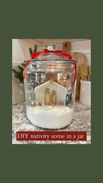 Farm Diy, Decorative Garland, Diy Nativity, Home Farm, Velvet Yarn, Instagram Diy, Garland Decor, Nativity Scene, All Craft