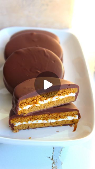 31K views · 2.3K likes | Maddison Koutrouba on Instagram: "Homemade Moon Pies! 🌕 Find the full recipe on my website, link in bio! 🤎" Moon Pie Cake Recipe, Moon Pies Recipe, Moon Pie Recipe, Moon Pie, Moon Pies, How To Make Homemade, Website Link, Pie Recipes, My Website