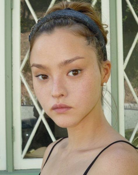 poor rich on Twitter: "devon aoki is who i aspire to be… " Jenifer Aniston, Devon Aoki, 가을 패션, Makeup Inspo, Pretty Face, Maquillaje De Ojos, Devon, Makeup Inspiration, Pretty Woman