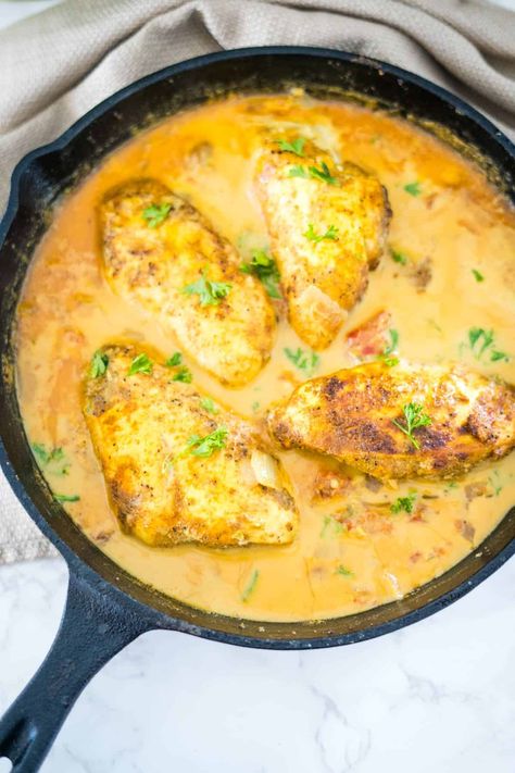 Brazilian Coconut Chicken - Divalicious Recipes Brazilian Coconut Chicken, Coconut Chicken Recipe, Coconut Milk Sauce, Milk Chicken, Coconut Milk Chicken, Ketogenic Recipes Dinner, Pesto Salmon, Healthy Weeknight Meals, Gluten Free Dishes