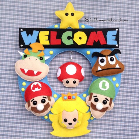 Mario Christmas, Mario Bros Birthday Party Ideas, Mario Crafts, Geeky Craft, Mario Bros Birthday, Mario Bros Party, Felt Patterns, Mario Party, Mario Brothers