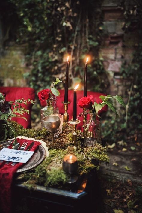 Romantic Tablescape, Romantic Halloween, Halloween Tablescape, More Than Love, Goth Wedding, Valentines Day Food, Dark Wedding, Moody Wedding, Gothic Wedding