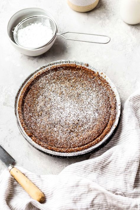 This gooey butter cinnamon pie is baked with a delicious #diamondnuts pecan crust. It's like having the best candied nuts in pie from! It's so easy to make and is inspired by the famous Momofoku Crack Pie. #pierecipe #cinnamonpie #crackpie #pecanpie #butternutbakery #madeforhomemade Cinnamon Pie, Thanksgiving Pie Recipes, Pecan Crust, Types Of Pie, Chess Pie, Kinds Of Pie, Butter Cinnamon, Easy Pie Recipes, Pumpkin Roll