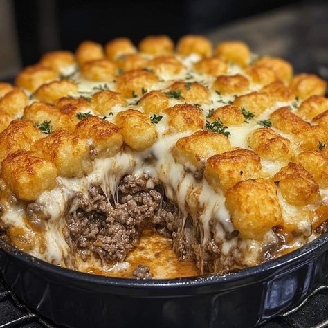 Delicious Angel Beef Casserole Recipe Tater Tot Casserole Ground Beef, Casserole Ground Beef, Tot Casserole, Tater Tot Casserole, Beef Casserole Recipes, Recipes Delicious, Grandmas Recipes, Beef Casserole, Family Friendly Meals