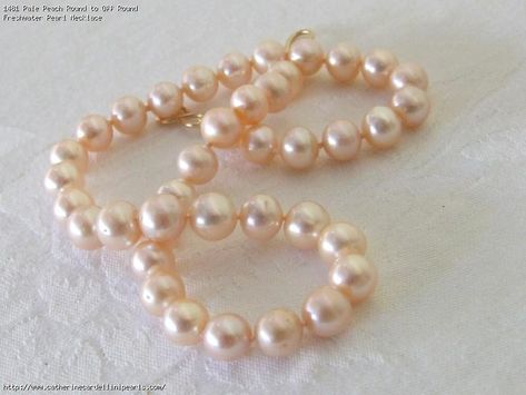 Freshwater Pearl Necklaces, Pearl Size, Fresh Water, Pretty In Pink, Freshwater Pearls, Pearl Necklace, Beaded Bracelets, Pink, Gold