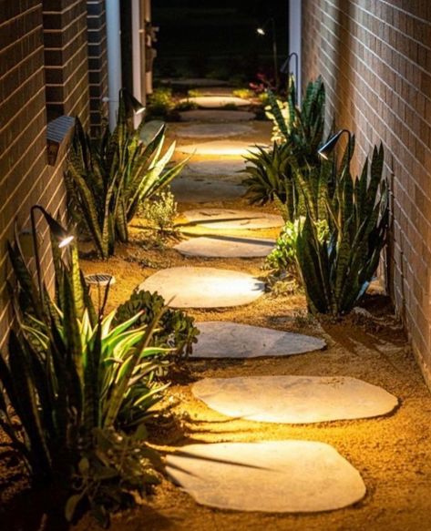 Landscaping Stones, Stone Lighting, Decorative Gravel, Sandstone Wall, Stone Tile Wall, Stone Landscaping, Landscape Stone, Urban Lighting, Landscape Construction