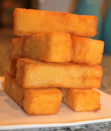 POLENTA FRITA Polenta Frita, Brazilian Food, Polenta, Cornbread, Ethnic Recipes