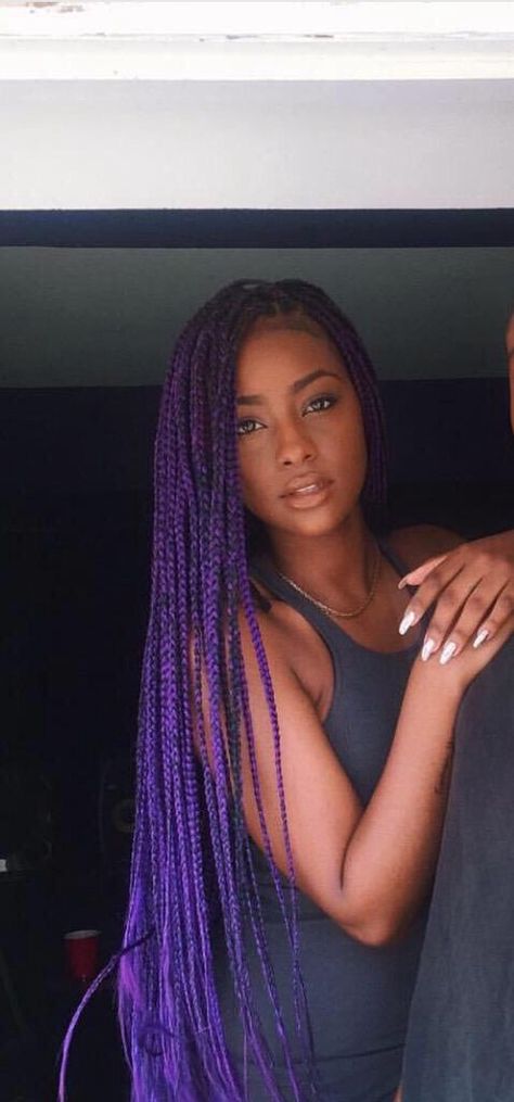 Justine Skye and her signature purple hair.                                                                                                                                                      More Small Box Braids Hairstyles, Purple Box Braids, Purple Braids, Small Box Braids, Blonde Box Braids, Short Box Braids, Long Box Braids, Box Braids Styling, Beautiful Braids